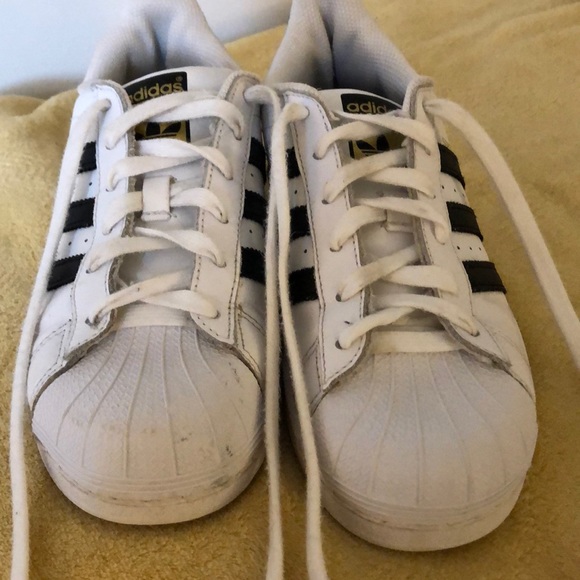 adidas shoes - Picture 3 of 3